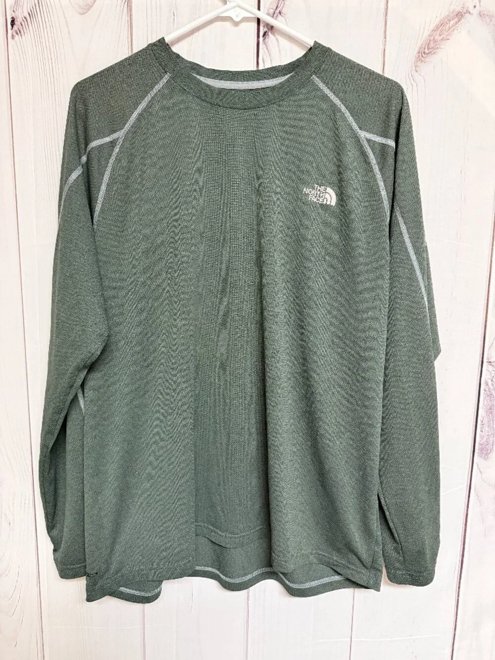 The North Face Men’s FlashDry Voltage Crew Large Green Performance‎ EUC